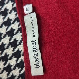 💥flash sale💥Vneck Black Goat Cashmere/silk top